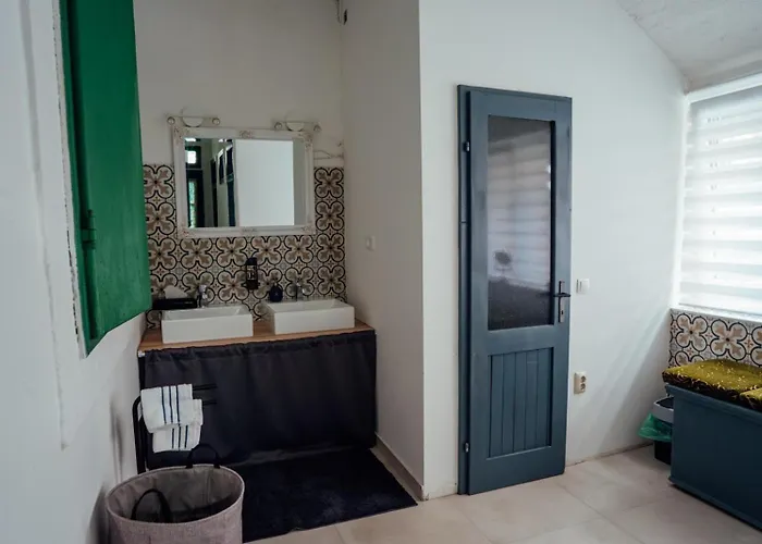 Мини-отель Tinel Имотски