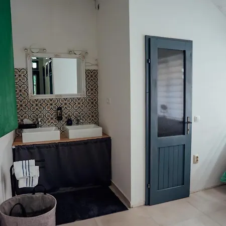 אורחן Tinel אימוטסקי